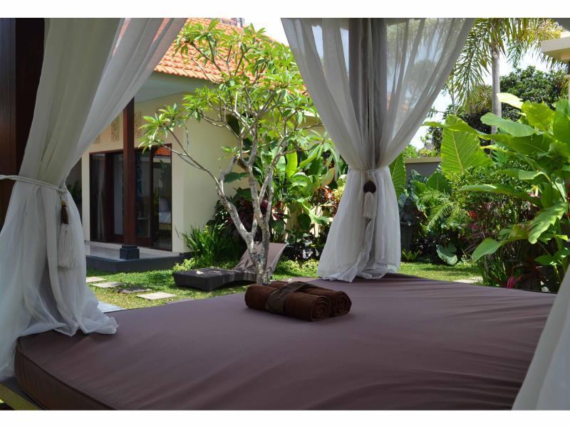 Lantana Hotel